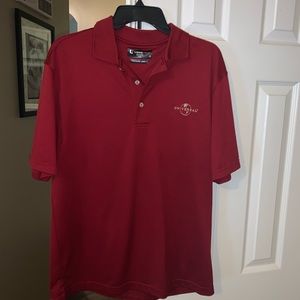Red tech polo universal logo in white - like new
